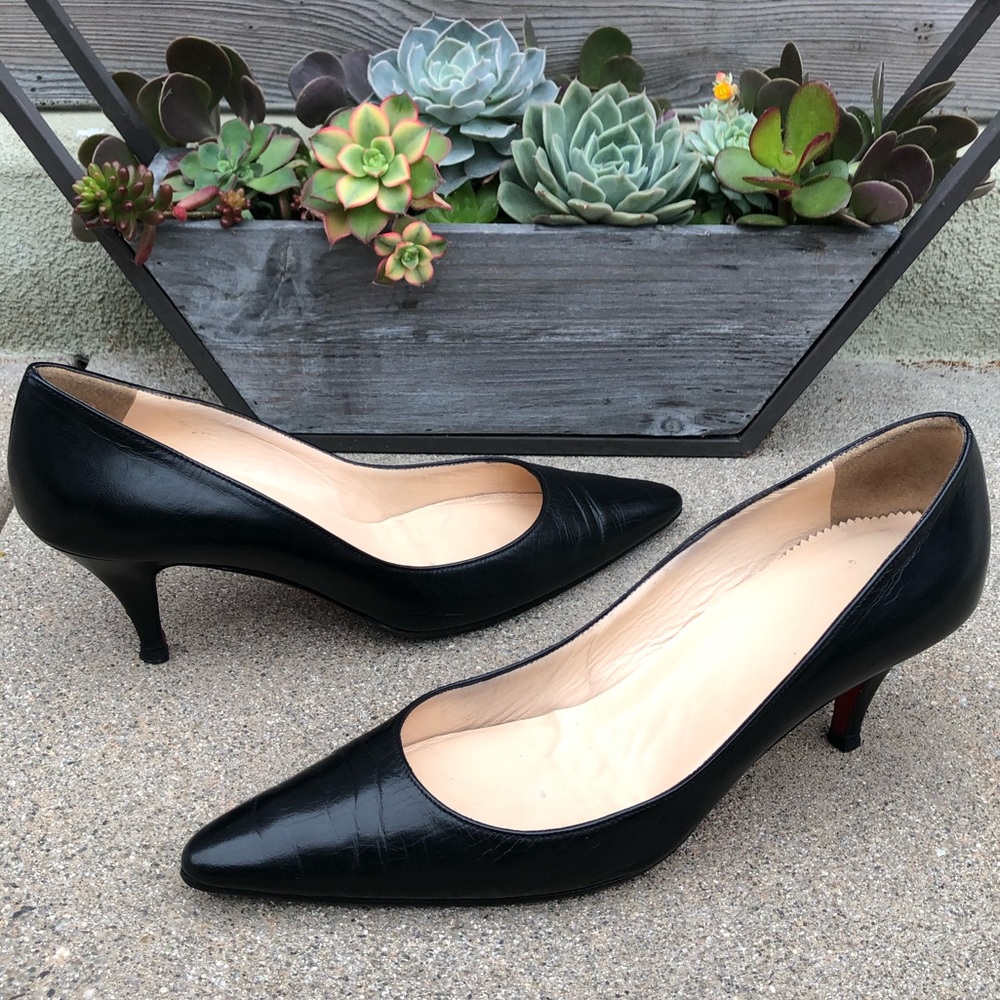 CHRISTIAN LOUBOUTIN ~ KATE Kitten Heel Pumps~7.5/8